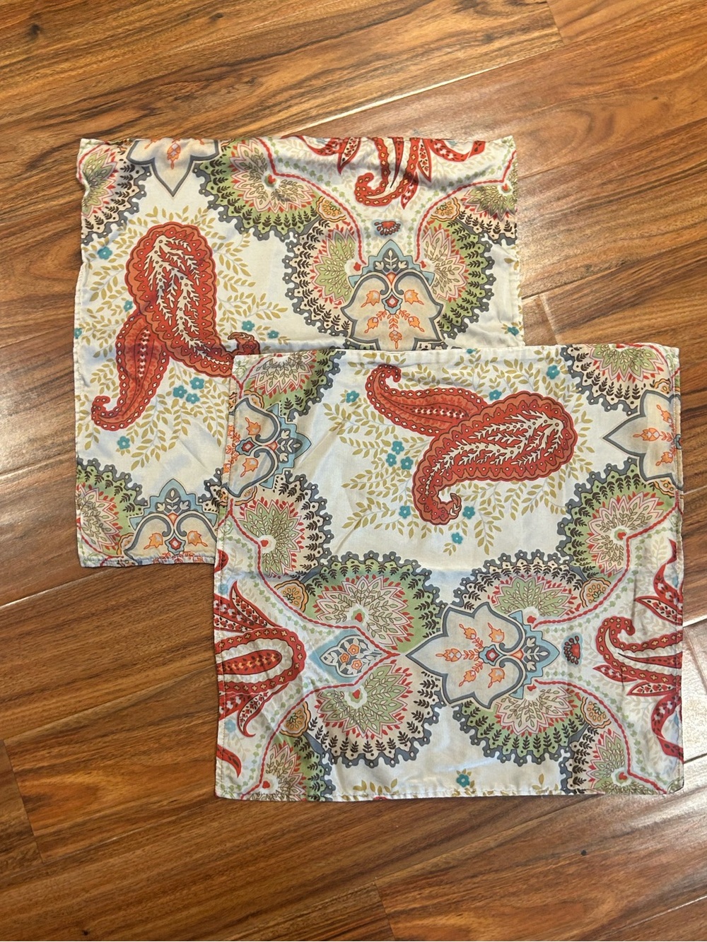 Pottery barn silk blend 20 x 20 pillow cover case set